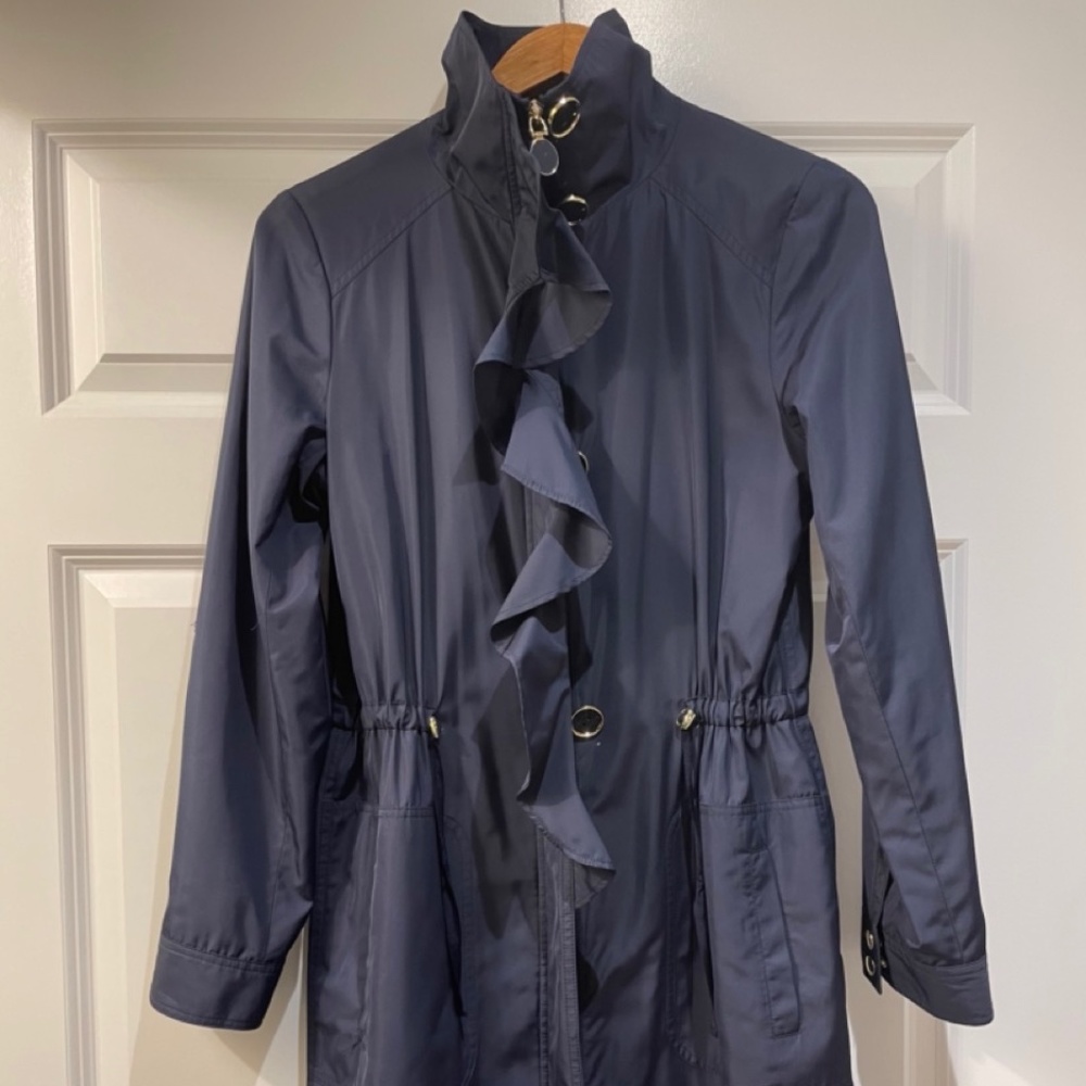 Tahari Raincoat, Navy, XS